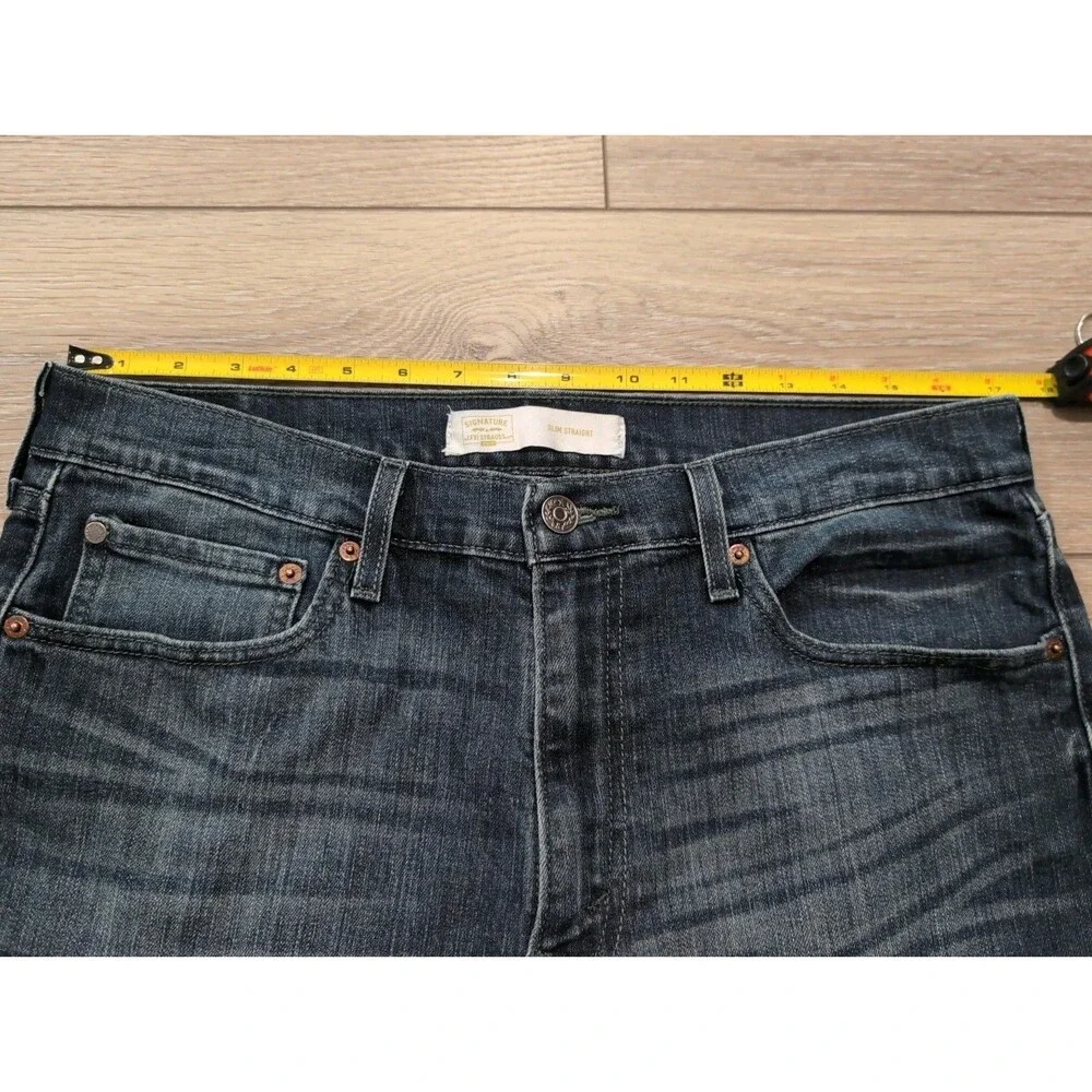 SIGNATURE LEVI STRAUSS BLUE DENIM JEANS SLIM STRAIGHT STRETCH MENS SZ 34X29 EUC